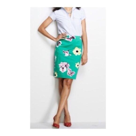 J.Crew The Pencil Skirt in Green Floral Size 0 - Picture 8 of 10